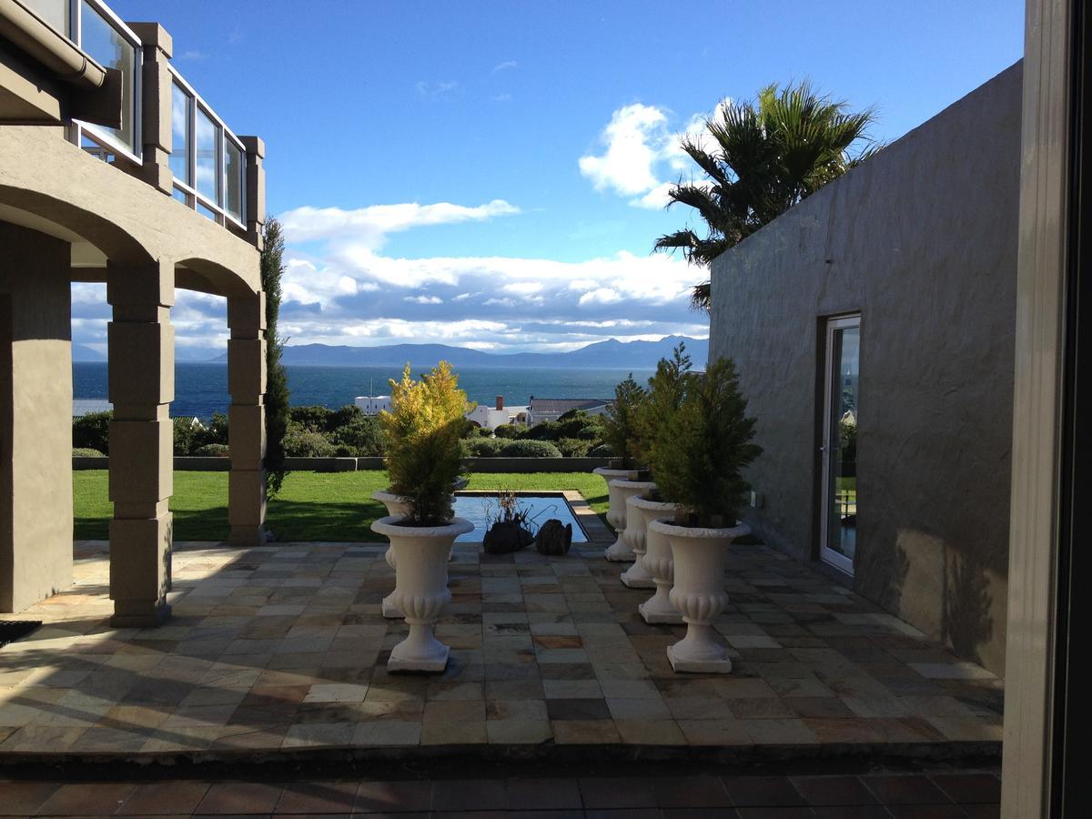 Benguela Villa Gansbaai Exterior photo